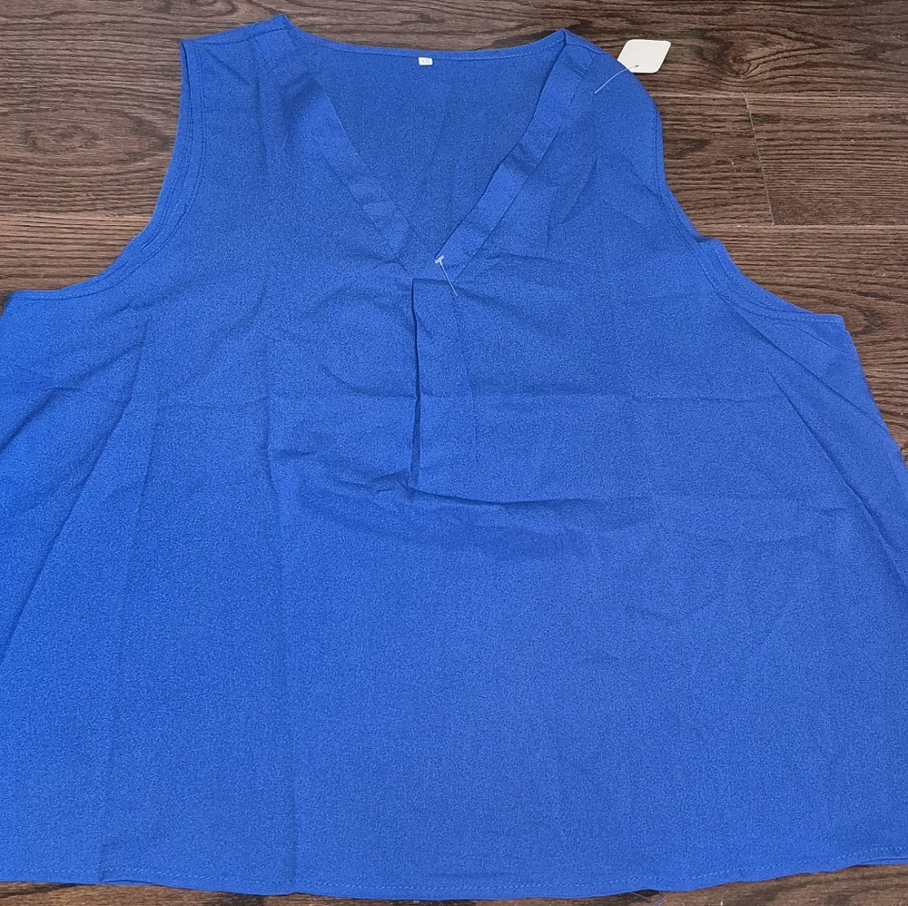 Elegant Royal Blue V-Neck Tank Top